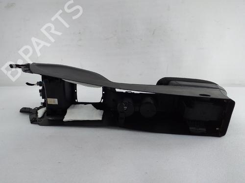 Armrest / Center console FIAT TIPO Saloon (356_, 357_) 1.3 D (356SXB1A, 356SXH1A, 356SXD1A) | BP32493398I20