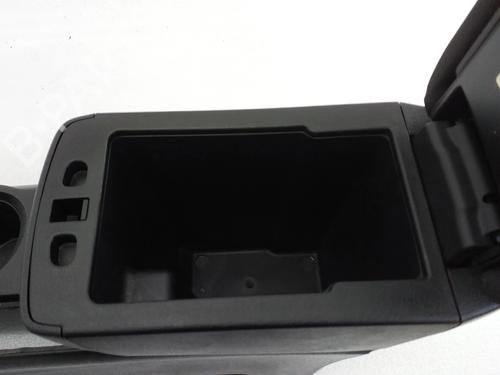 Armrest / Center console FIAT TIPO Saloon (356_, 357_) 1.3 D (356SXB1A, 356SXH1A, 356SXD1A) | BP32493398I20