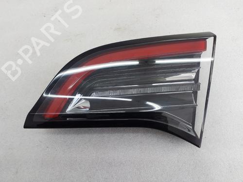 Højre baglygte bagklap TESLA MODEL Y (5YJY) Long Range All-wheel Drive (514 hp) 32506538