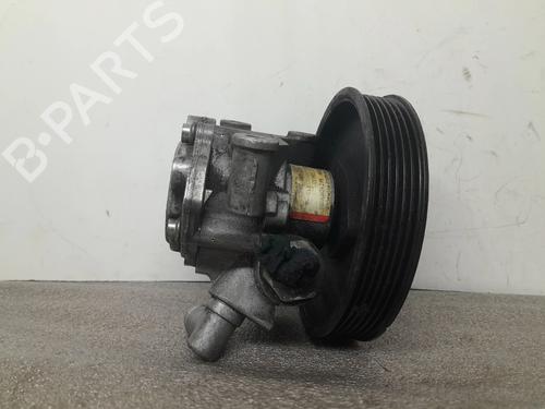 Used Steering pump MERCEDES-BENZ E-CLASS (W210) E 200 CDI (210.007) (116 hp) 32670437