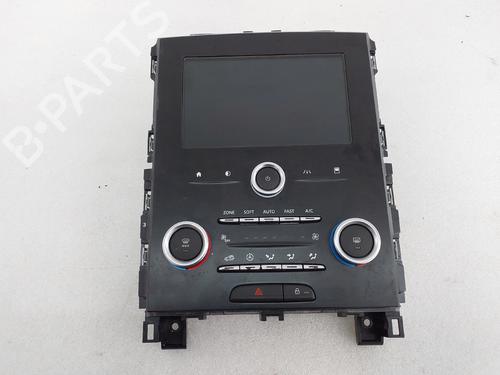 ferdsskriver-renault-megane-iv-hatchback-b9amn_-2015-32735374 main image