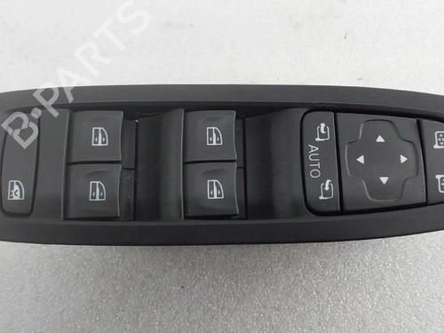 Used Left front window switch RENAULT MEGANE IV Hatchback (B9A/M/N_) 1.5 dCi 110 (B9A3) (110 hp) 32745853