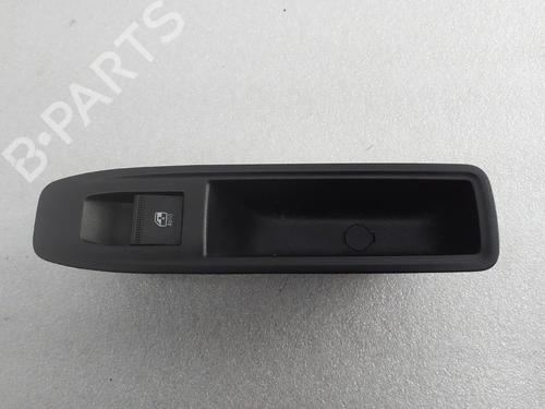 Høyre bak elrute bryter RENAULT CLIO V (B7_) 1.0 LPG (B7MT) (101 hp) 32766164