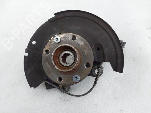 Used Right front steering knuckle RENAULT CLIO V (B7_) 1.0 LPG (B7MT) (101 hp) 32990297