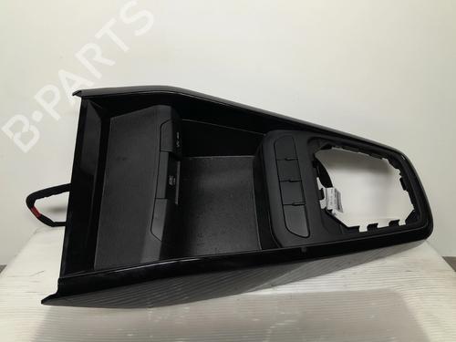 Used Armrest / Center console KIA STONIC (YB) 1.2 CVVT (79 hp) 33001737