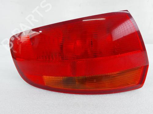 Used Left taillight Left taillight AUDI A3 (8P1) 1.4 TFSI (125 hp) 33116817 33116817