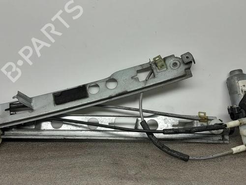 Vindusheismekanisme høyre foran RENAULT MEGANE II Estate (KM0/1_) 1.5 dCi (KM02, KM13) (101 hp) 33171178