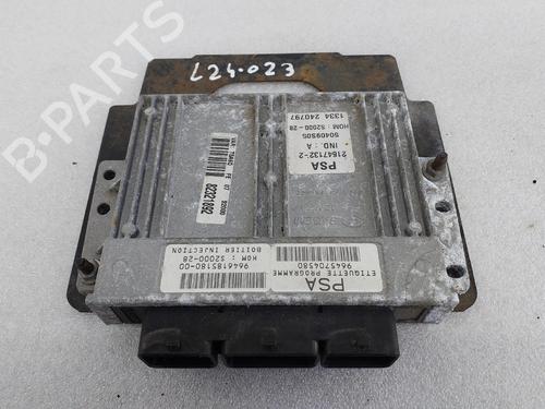 Used Engine control unit (ECU) Engine control unit (ECU) PEUGEOT 307 (3A/C) 1.4 (75 hp) 33199921 33199921