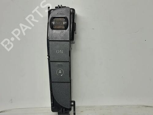 Used Steering wheel controls Steering wheel controls MERCEDES-BENZ C-CLASS (W205) C 220 BlueTEC / d (205.002, 205.004) (170 hp) 33211486 33211486