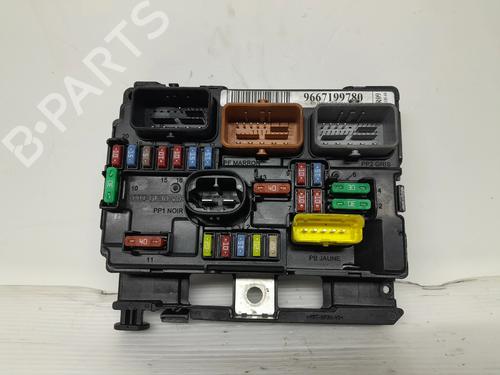 Sikringsdåse PEUGEOT 207 Hatchback Van (WA_, WC_) 1.4 HDi (68 hp) 33236812