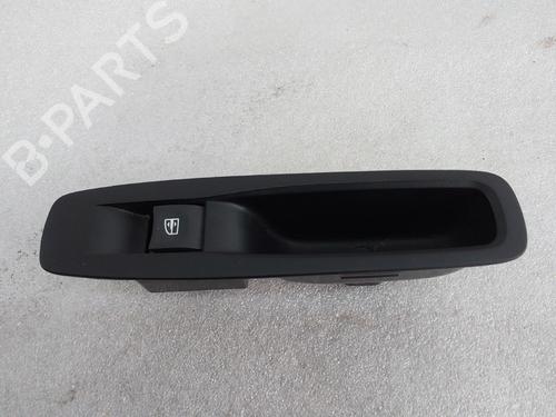 Used Left rear window switch RENAULT MEGANE IV Hatchback (B9A/M/N_) 1.5 dCi 110 (B9A3) (110 hp) 33236822