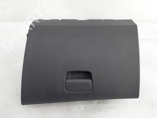 Used Glove box Glove box MERCEDES-BENZ A-CLASS (W176) A 160 CDI / d (176.011) (90 hp) 33244852 33244852