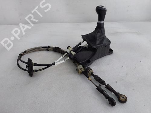 Used Gear lever Gear lever MERCEDES-BENZ A-CLASS (W176) A 160 CDI / d (176.011) (90 hp) 33244855 33244855