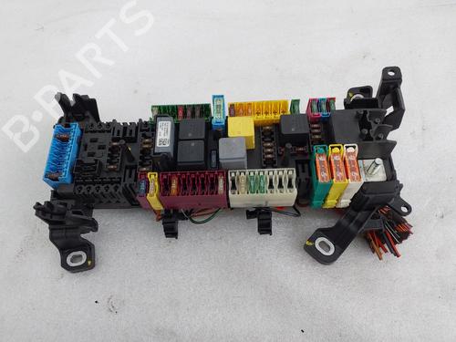 Used Fuse box Fuse box MERCEDES-BENZ A-CLASS (W176) A 160 CDI / d (176.011) (90 hp) 33244867 33244867
