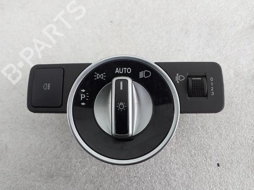 Interruttore luci Interruttore luci MERCEDES-BENZ A-CLASS (W176) A 160 CDI / d (176.011) (90 hp) 33244869 33244869