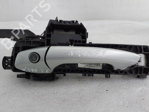 front-left-exterior-door-handle-mercedes-benz-a-class-w176-2012-2013-2014-2015-2016-2017-2018-33244883 main image