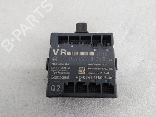 Used Electronic module Electronic module MERCEDES-BENZ A-CLASS (W176) A 160 CDI / d (176.011) (90 hp) 33244892 33244892