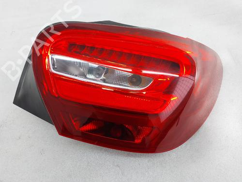 Used Right taillight Right taillight MERCEDES-BENZ A-CLASS (W176) A 160 CDI / d (176.011) (90 hp) 33267329 33267329