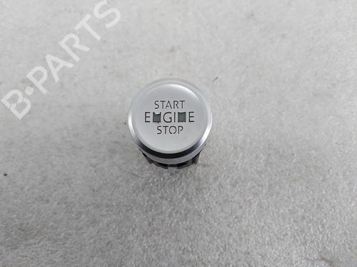 switch-vw-golf-vii-5g1-bq1-be1-be2-2012-2013-2014-2015-2016-2017-2018-2019-2020-2021-33269123 main image