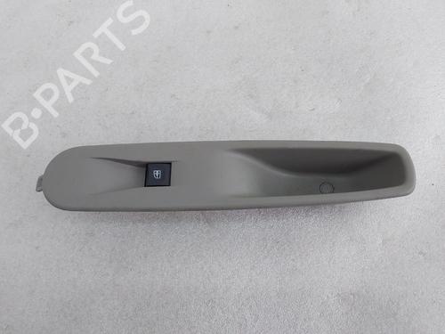 Used Right front window switch Right front window switch RENAULT ZOE (BFM_) ZOE (92 hp) 33291209 33291209