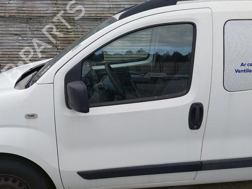 Used Left front door Left front door FIAT FIORINO MPV (225_) 1.3 JTD Multijet (225BXB1A, 225BXB11) (75 hp) 33295580 33295580