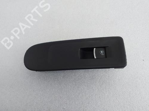 Used Right front window switch Right front window switch VW GOLF VII (5G1, BQ1, BE1, BE2) 2.0 TDI (150 hp) 33323016 33323016