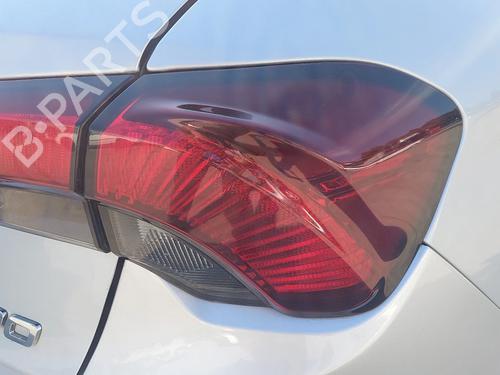 Used Right taillight Right taillight FIAT TIPO Hatchback (356_, 357_) 1.3 D (356HXH1A) (95 hp) 33326581 33326581