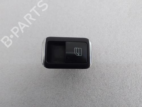 Used Right front window switch Right front window switch MERCEDES-BENZ A-CLASS (W176) A 180 CDI (176.000) (109 hp) 33329541 33329541