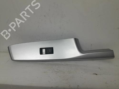 Used Right front window switch Right front window switch TOYOTA PRIUS PLUS (_W4_) 1.8 Hybrid (ZVW40W, ZVW41W) (136 hp) 33337294 33337294