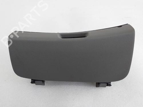 Used Glove box Glove box CHEVROLET AVEO Hatchback (T300) 1.2 (69 hp) 33338151 33338151