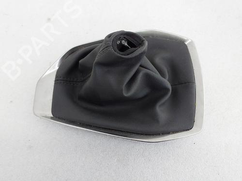 Used Shift knob Shift knob PEUGEOT 208 II (UB_, UP_, UW_, UJ_) 1.5 BlueHDI 100 (102 hp) 33403265 33403265