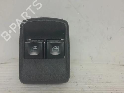 Used Left front window switch Left front window switch DACIA SANDERO II TCe 90 LPG (B8M1) (90 hp) 33438194 33438194