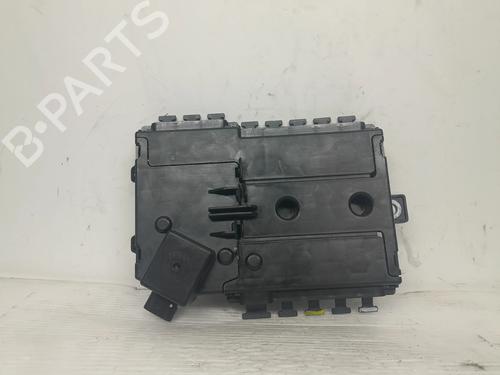 Used Fuse box Fuse box MERCEDES-BENZ C-CLASS (W205) C 220 BlueTEC / d (205.002, 205.004) (170 hp) 33463790 33463790