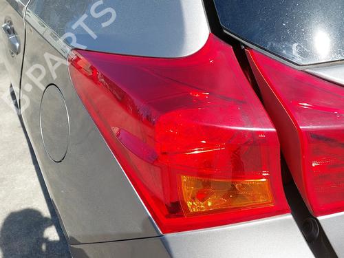 left-taillight-toyota-auris-estate-_e18_-2013-2014-2015-2016-2017-2018-33463795 main image