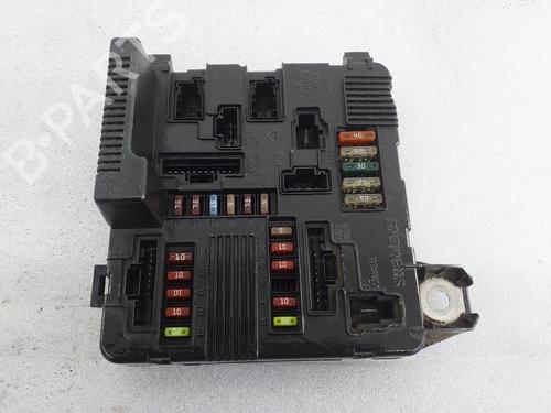 Used Fuse box Fuse box RENAULT MEGANE II (BM0/1_, CM0/1_) 1.5 dCi (BM1E, CM1E) (106 hp) 33541508 33541508