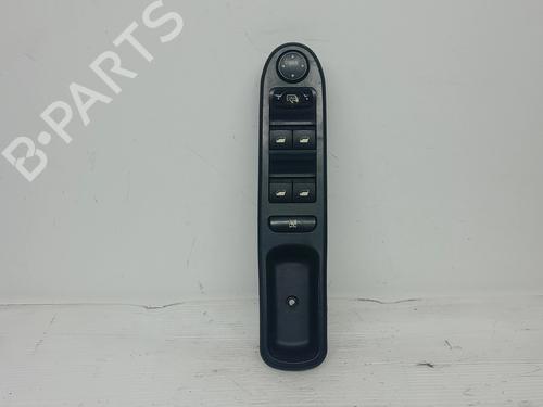 Used Left front window switch Left front window switch PEUGEOT 307 Break (3E) 1.6 HDi (90 hp) 33545579 33545579