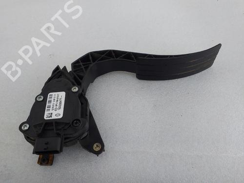 Pedal Pedal RENAULT CLIO IV (BH_) 1.5 dCi 90 (90 hp) 33549030 33549030