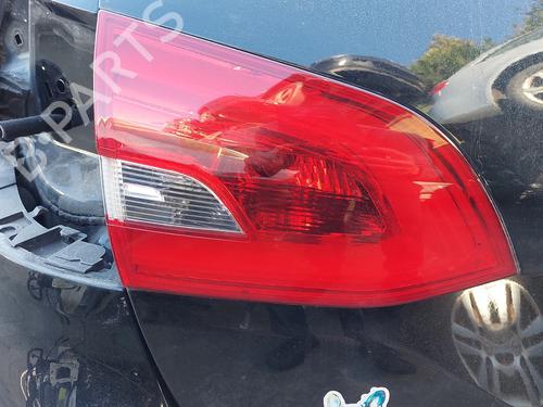 Used Left tailgate light Left tailgate light PEUGEOT 308 SW II (LC_, LJ_, LR_, LX_, L4_) 1.2 THP 130 (131 hp) 33557814 33557814