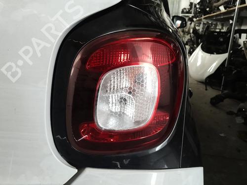 Used Right taillight Right taillight SMART FORFOUR Hatchback (453) electric drive (453.091) (82 hp) 33676313 33676313