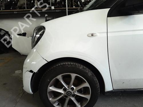 Used Left front fenders Left front fenders SMART FORFOUR Hatchback (453) electric drive (453.091) (82 hp) 33661059 33661059