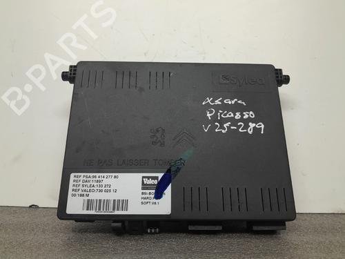 Used Fuse box Fuse box 33717325 33717325