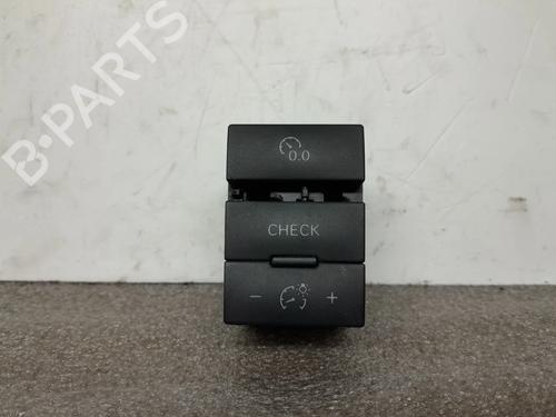 switch-audi-a6-c6-4f2-2004-2005-2006-2007-2008-2009-2010-2011-33888761 main image