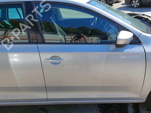 Used Right front door Right front door SKODA RAPID (NH3, NK3, NK6) 1.6 SRE (90 hp) 33988879 33988879