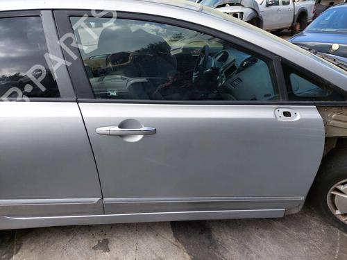 Used Right front door Right front door HONDA CIVIC VIII Saloon (FD, FA) 1.3 IMA (FA3, FD3) (95 hp) 34006923 34006923