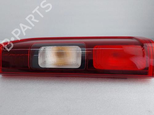 right-taillight-fiat-talento-van-296_-2016-34446883 main image