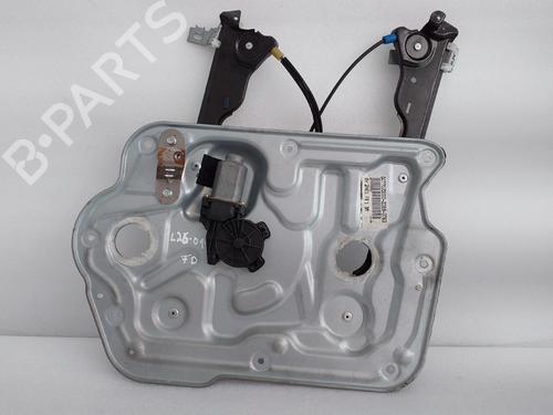 Alzacristallo anteriore destro Alzacristallo anteriore destro NISSAN QASHQAI I (J10, NJ10) 1.5 dCi (106 hp) 34524842 34524842