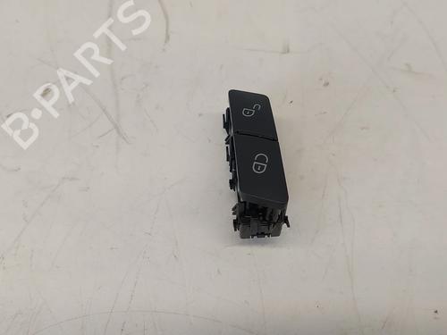 switch-mercedes-benz-a-class-w176-2012-2013-2014-2015-2016-2017-2018-34583827 main image