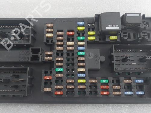 Fuse box LAND ROVER RANGE ROVER EVOQUE (L538) 2.2 D | BP35814626E1 - Image 2