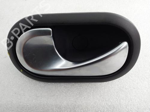 Used Front left interior door handle Front left interior door handle SMART FORFOUR Hatchback (453) electric drive (453.091) (82 hp) 35814635 35814635