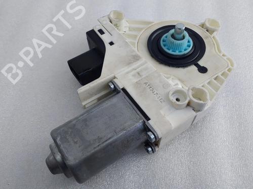 Right front window motor TESLA MODEL Y (5YJY) Long Range All-wheel Drive | BP35901958E20 - Image 2